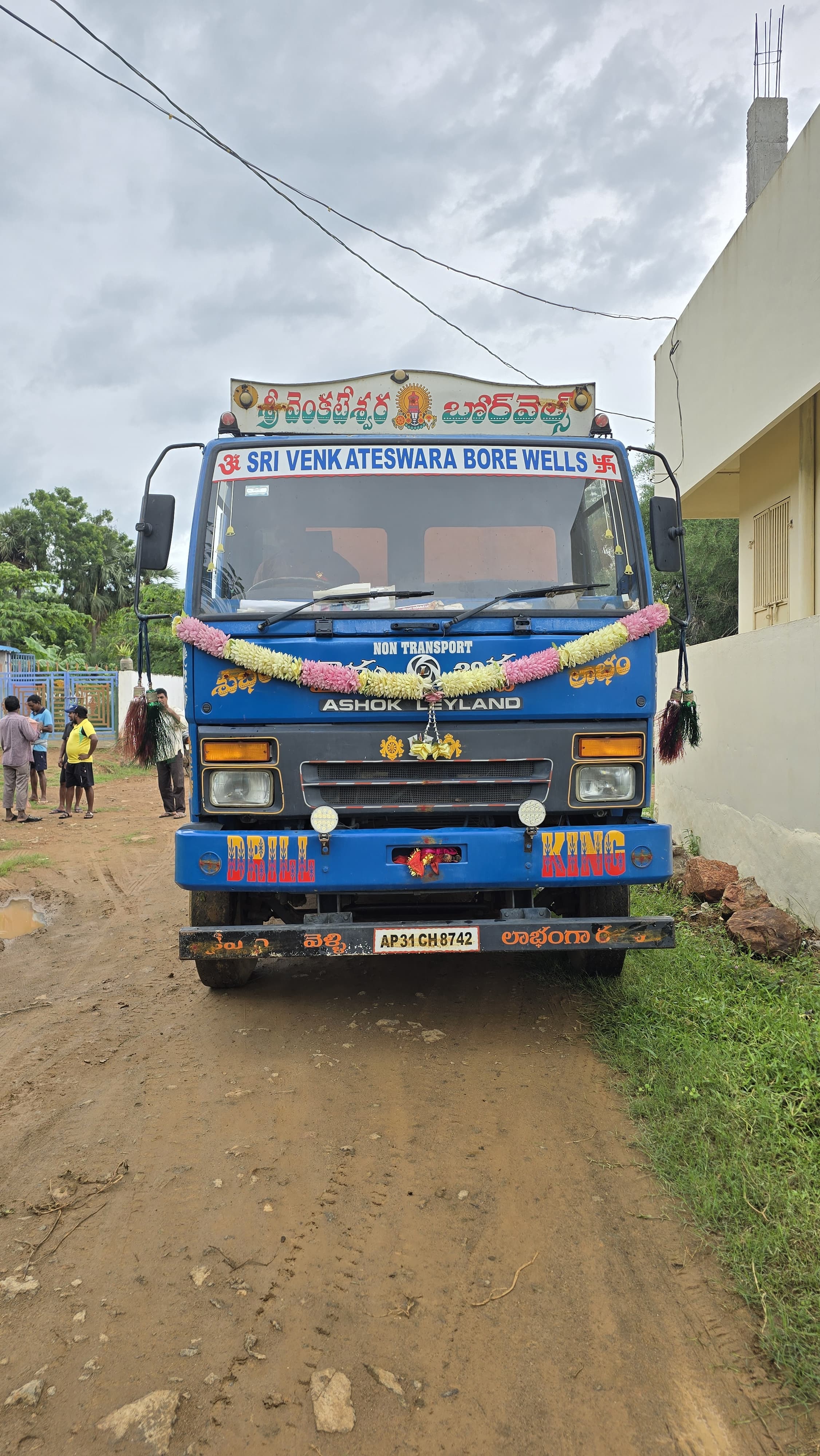 Old Borewell Solutions
